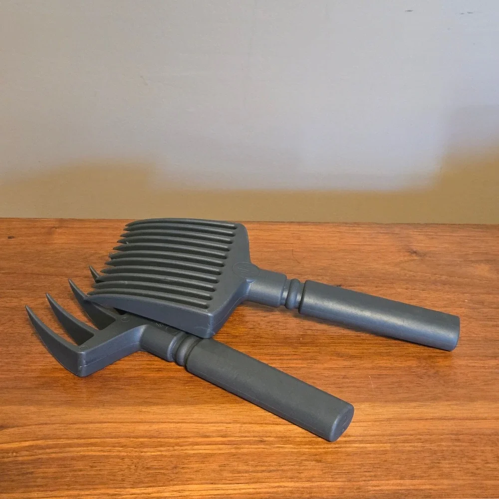 Pampered Chef Quick Shred Meat Claws Grey Nylon‎ BBQ Shredding Tools 2704